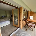 Magnifique In-ski Out - Pas De Parking Hiver Apartamento *